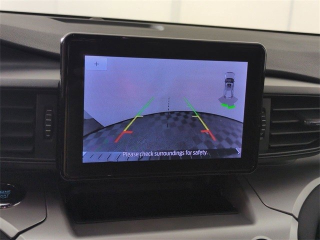 Ford Explorer Vehicle Full-screen Gallery Image 28