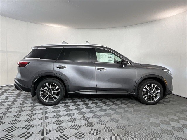 INFINITI QX60 Vehicle Full-screen Gallery Image 03