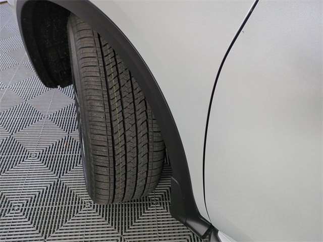 INFINITI QX55 Vehicle Full-screen Gallery Image 13