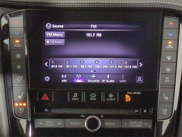 INFINITI QX55 Vehicle Full-screen Gallery Image 22