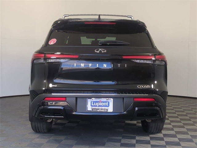 INFINITI QX60 Vehicle Full-screen Gallery Image 05