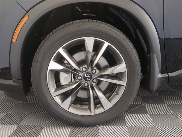 INFINITI QX60 Vehicle Full-screen Gallery Image 13