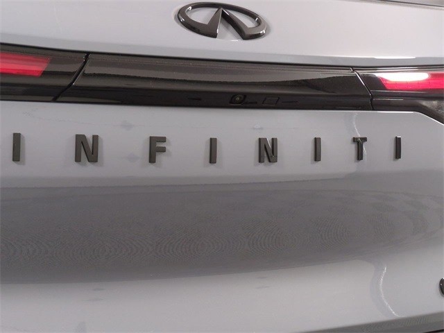 INFINITI QX60 Vehicle Full-screen Gallery Image 08