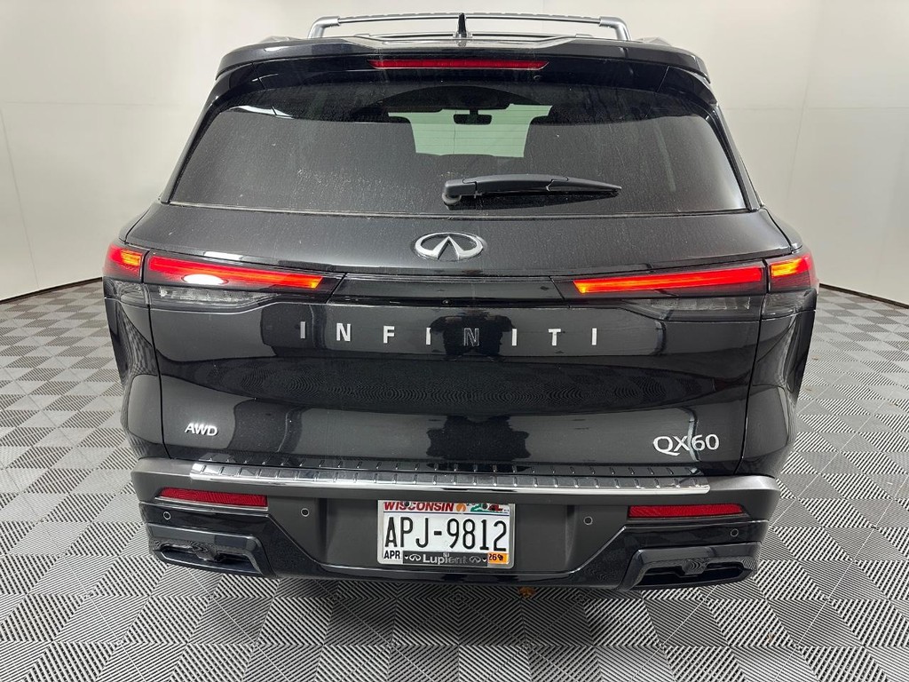 INFINITI QX60 Vehicle Full-screen Gallery Image 04