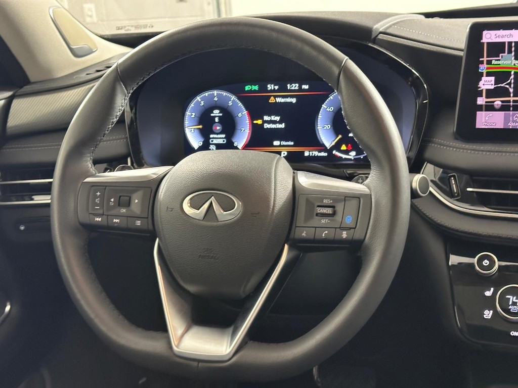 INFINITI QX60 Vehicle Full-screen Gallery Image 12