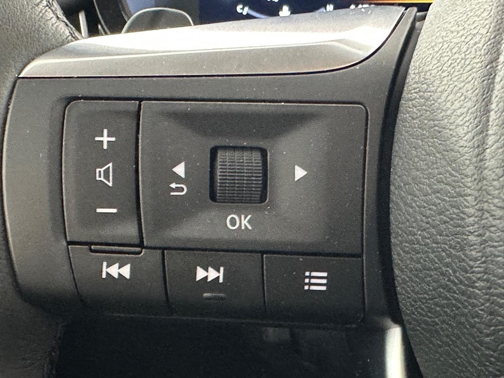 INFINITI QX60 Vehicle Full-screen Gallery Image 19