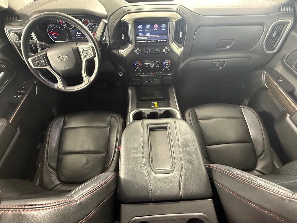 Chevrolet Silverado 1500 Vehicle Full-screen Gallery Image 16