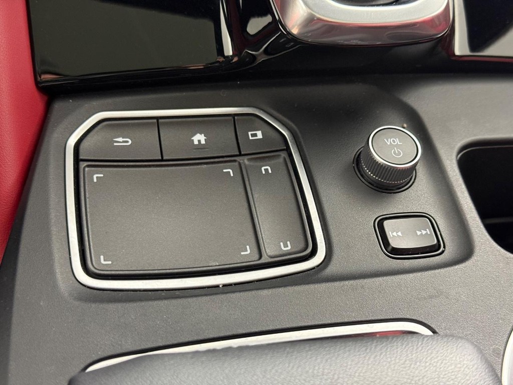 Acura MDX Vehicle Full-screen Gallery Image 27