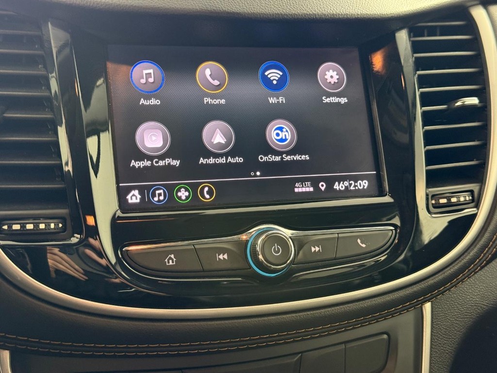 Chevrolet Trax Vehicle Full-screen Gallery Image 16