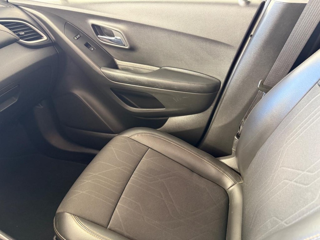 Chevrolet Trax Vehicle Full-screen Gallery Image 20