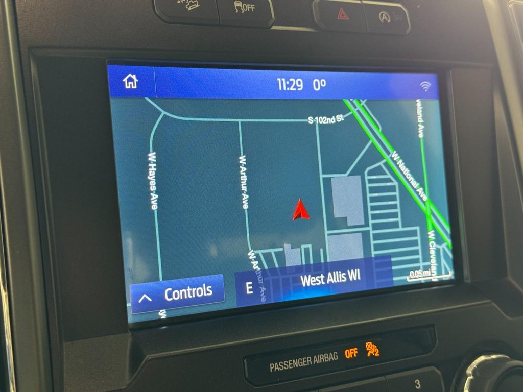 Ford F-150 Vehicle Full-screen Gallery Image 20