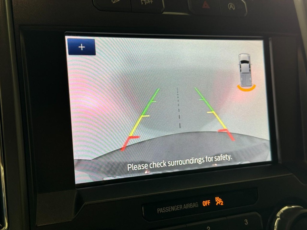 Ford F-150 Vehicle Full-screen Gallery Image 21