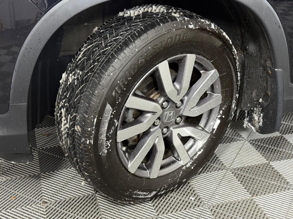 Honda Pilot Vehicle Full-screen Gallery Image 11