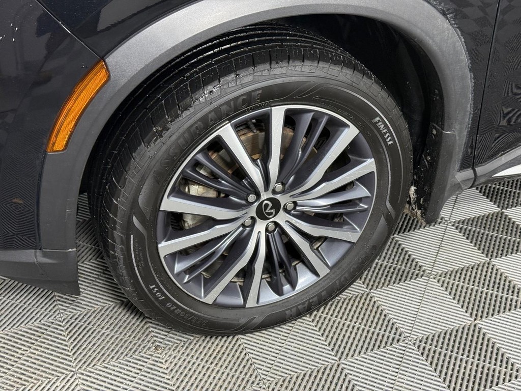 INFINITI QX60 Vehicle Full-screen Gallery Image 11