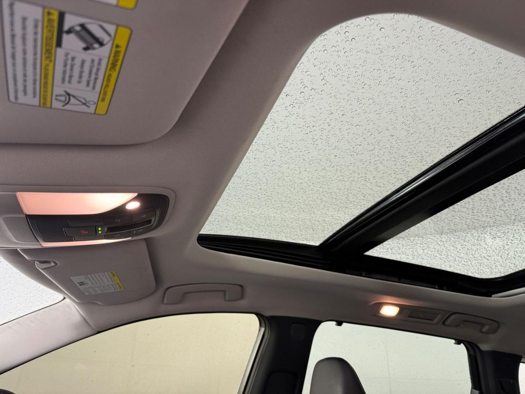 INFINITI QX60 Vehicle Full-screen Gallery Image 13