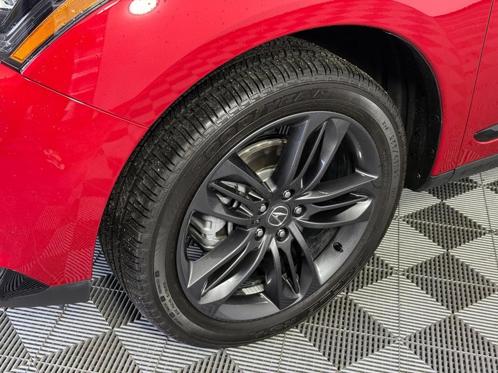 Acura RDX Vehicle Full-screen Gallery Image 09