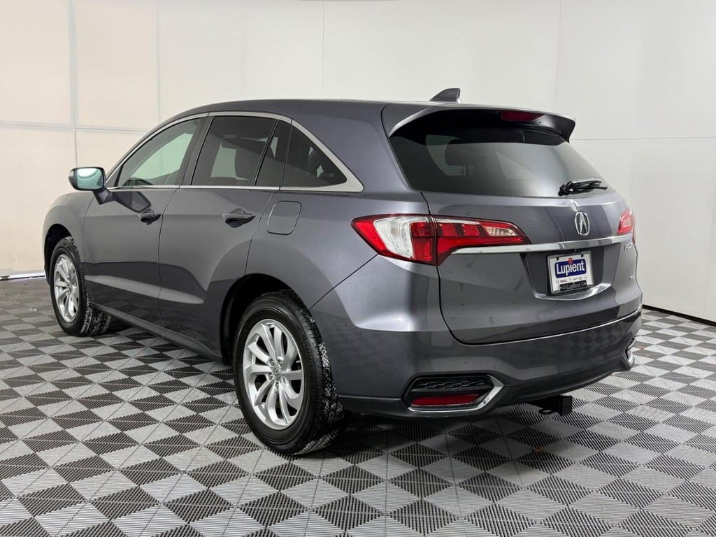 Acura RDX Vehicle Full-screen Gallery Image 08