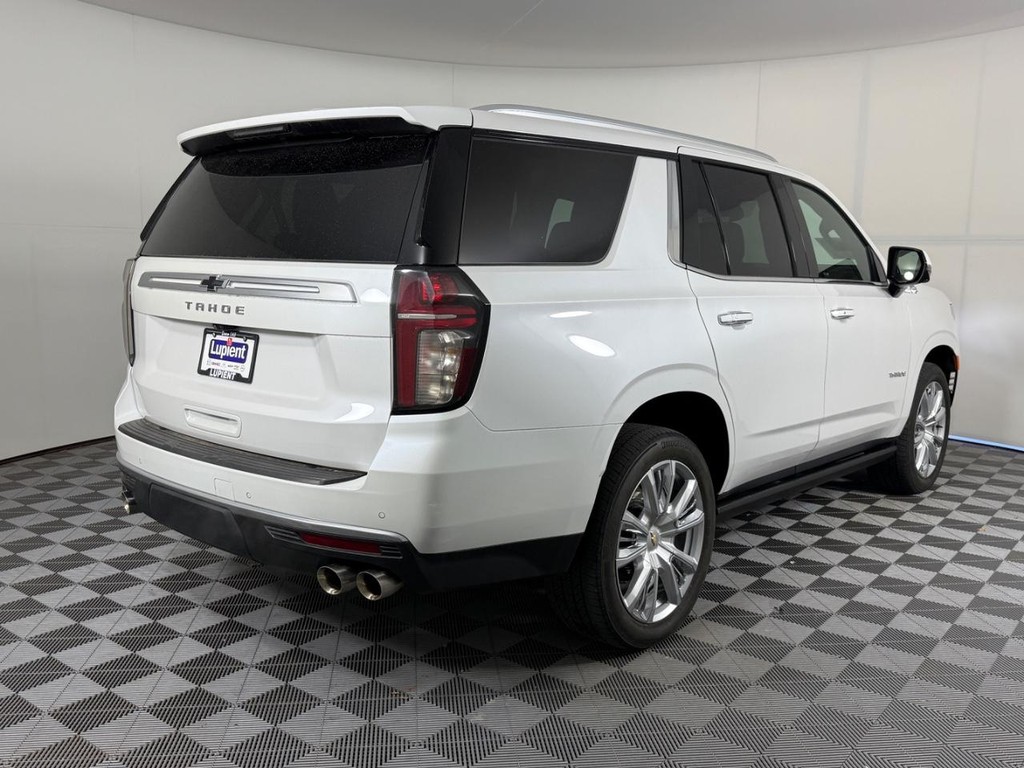 Chevrolet Tahoe Vehicle Full-screen Gallery Image 03