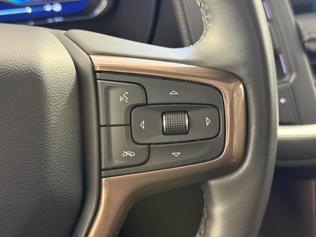 Chevrolet Tahoe Vehicle Full-screen Gallery Image 22