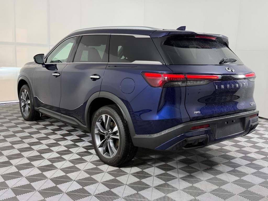 INFINITI QX60 Vehicle Full-screen Gallery Image 08