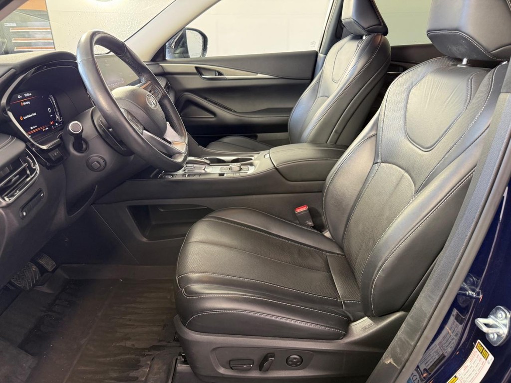 INFINITI QX60 Vehicle Full-screen Gallery Image 14