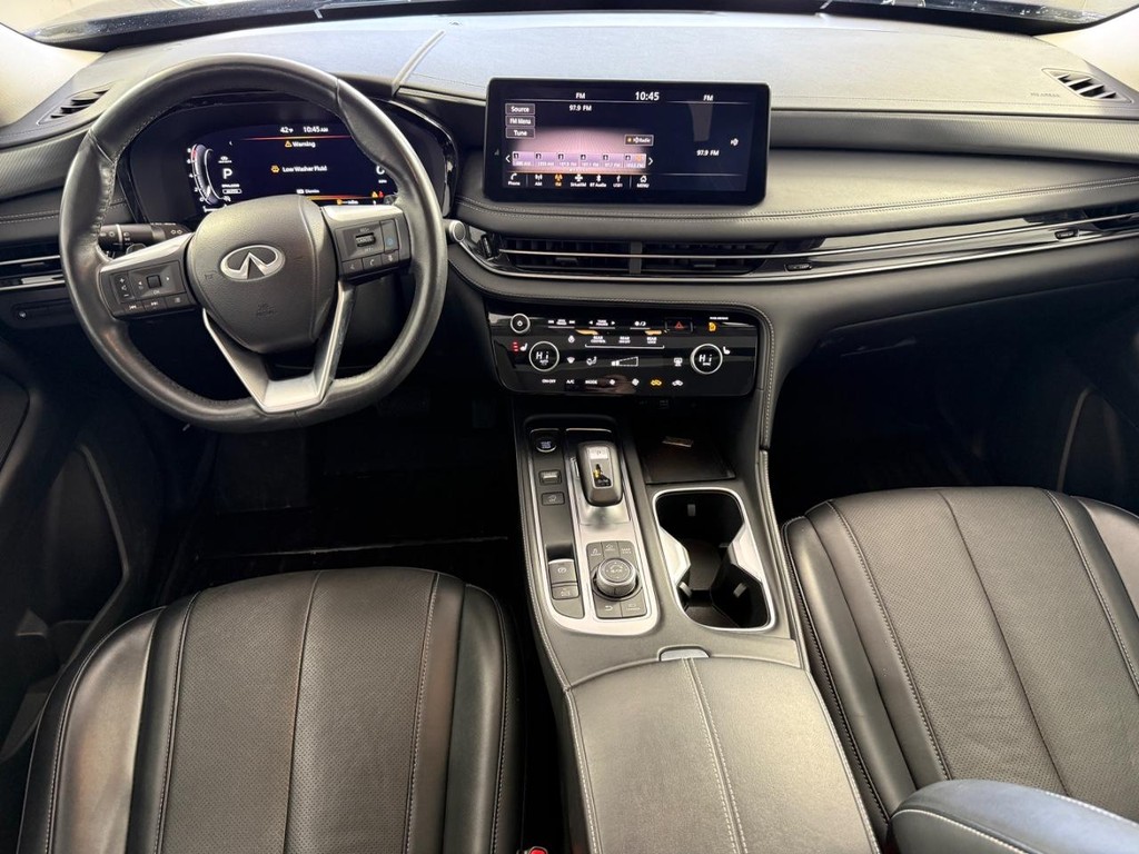 INFINITI QX60 Vehicle Full-screen Gallery Image 18