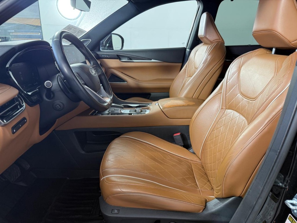 INFINITI QX60 Vehicle Full-screen Gallery Image 13