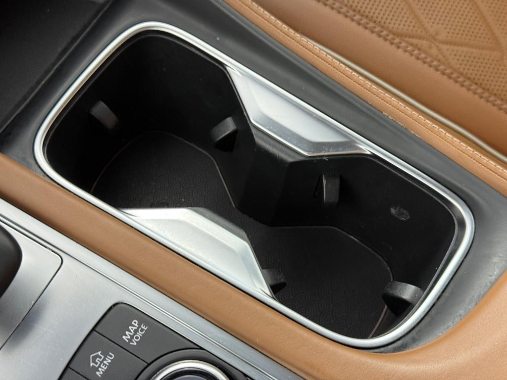 INFINITI QX60 Vehicle Full-screen Gallery Image 21