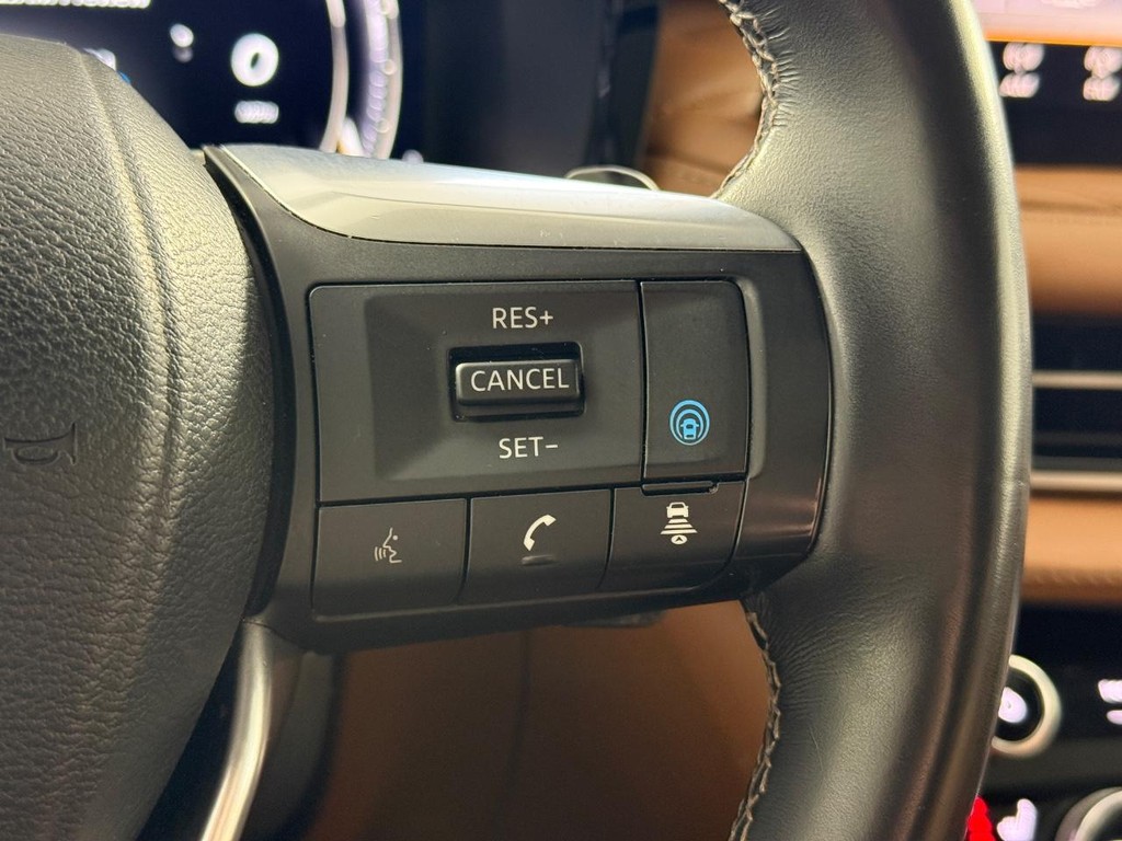 INFINITI QX60 Vehicle Full-screen Gallery Image 24