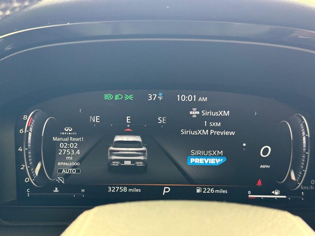 INFINITI QX60 Vehicle Full-screen Gallery Image 25