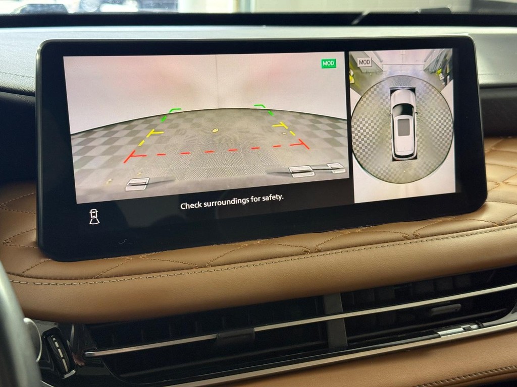 INFINITI QX60 Vehicle Full-screen Gallery Image 26