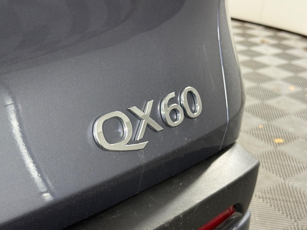 INFINITI QX60 Vehicle Full-screen Gallery Image 06