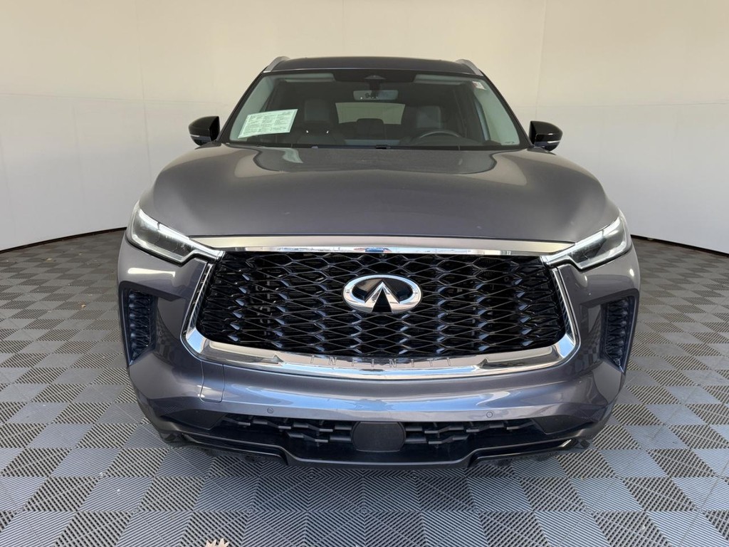 INFINITI QX60 Vehicle Full-screen Gallery Image 10
