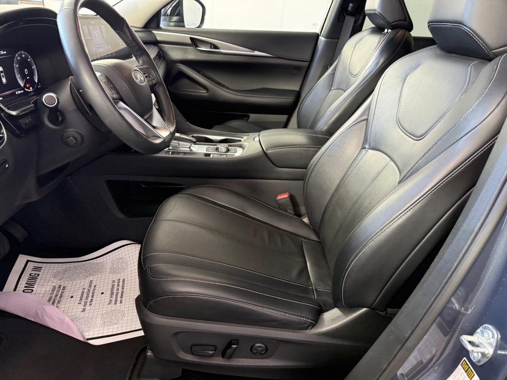 INFINITI QX60 Vehicle Full-screen Gallery Image 14