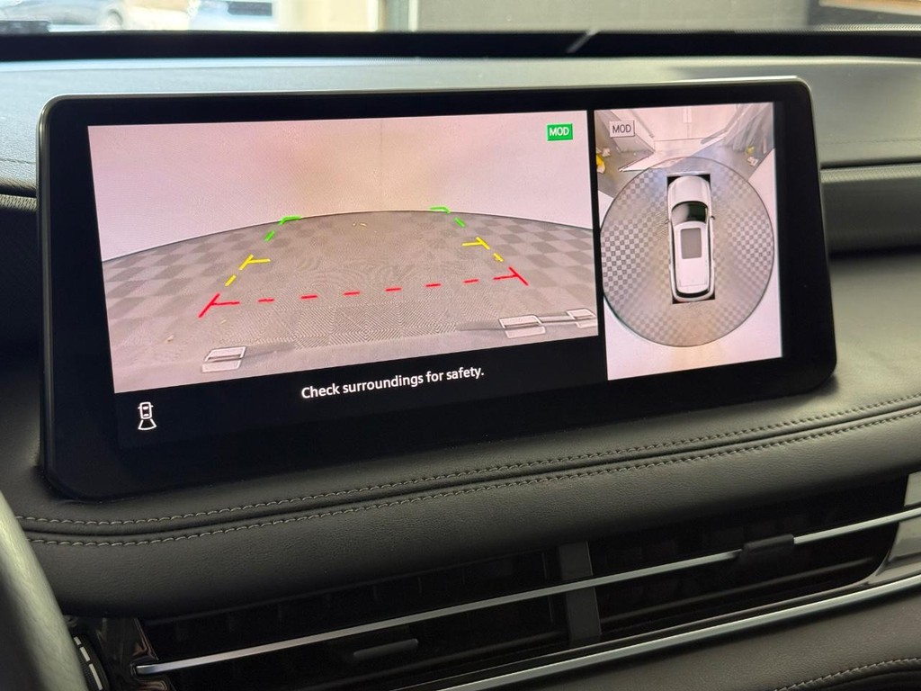 INFINITI QX60 Vehicle Full-screen Gallery Image 24