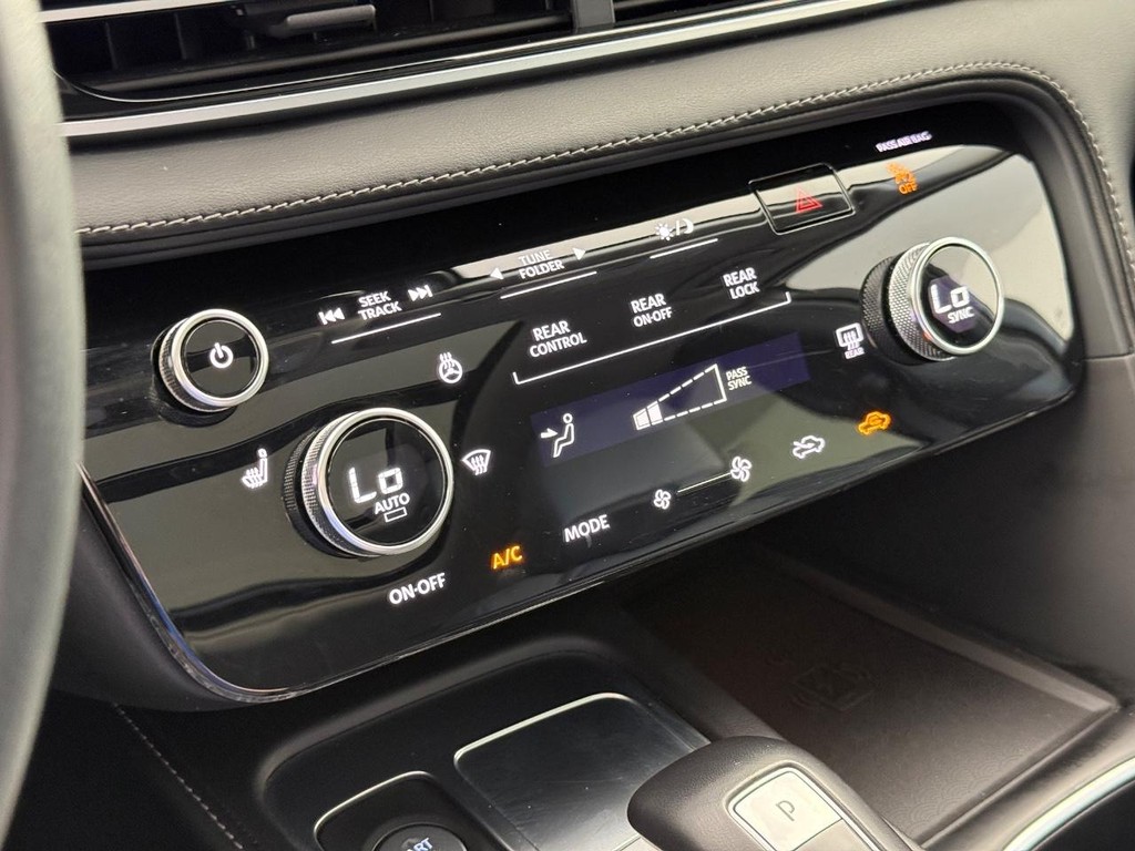 INFINITI QX60 Vehicle Full-screen Gallery Image 28