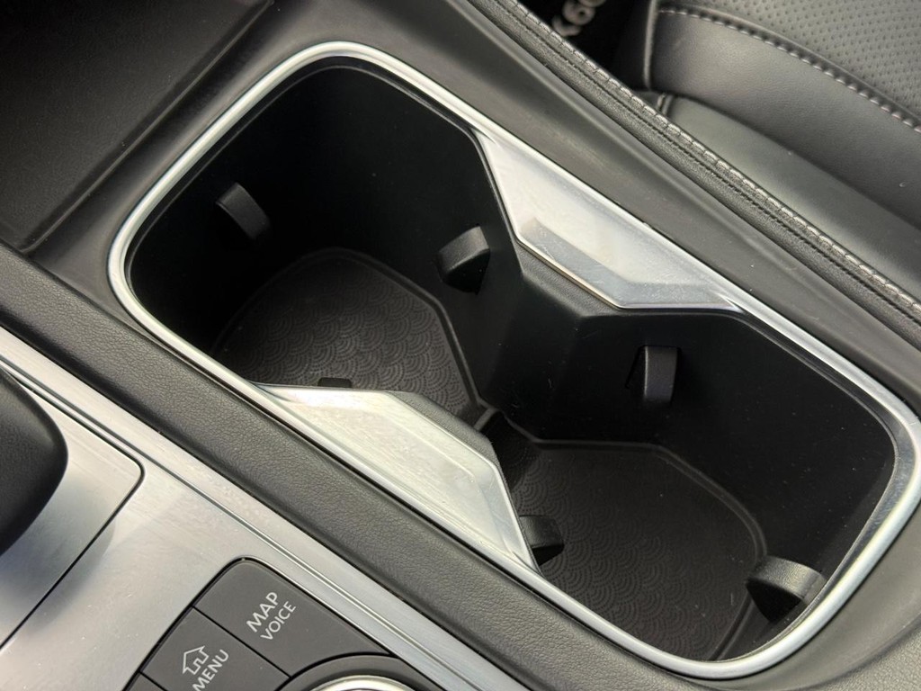 INFINITI QX60 Vehicle Full-screen Gallery Image 30