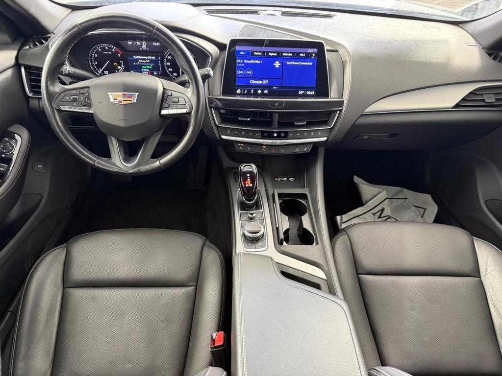 Cadillac CT5 Vehicle Full-screen Gallery Image 16