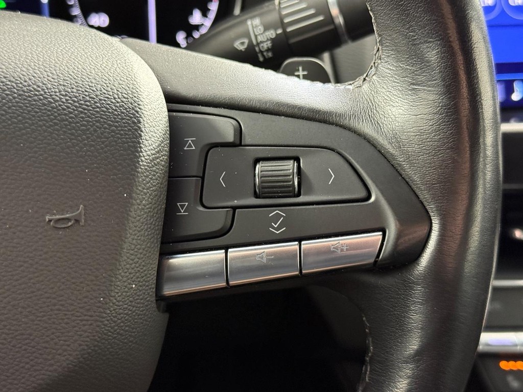 Cadillac CT5 Vehicle Full-screen Gallery Image 23