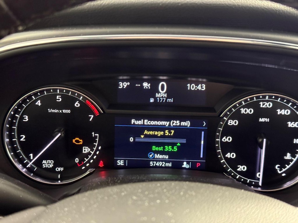 Cadillac CT5 Vehicle Full-screen Gallery Image 24