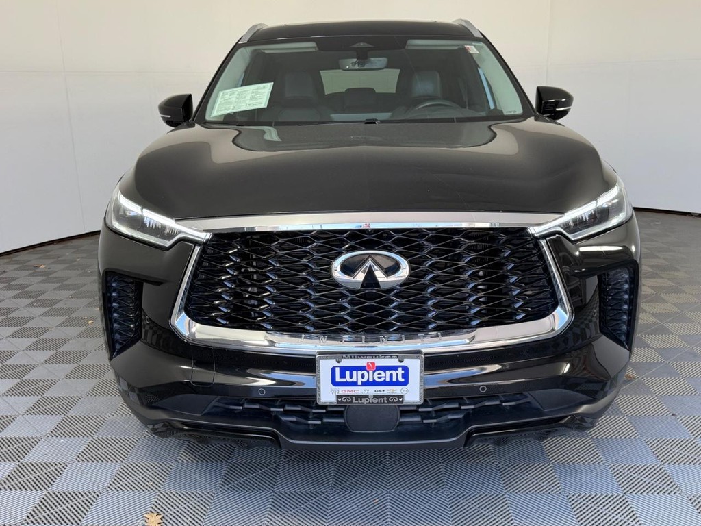 INFINITI QX60 Vehicle Full-screen Gallery Image 10