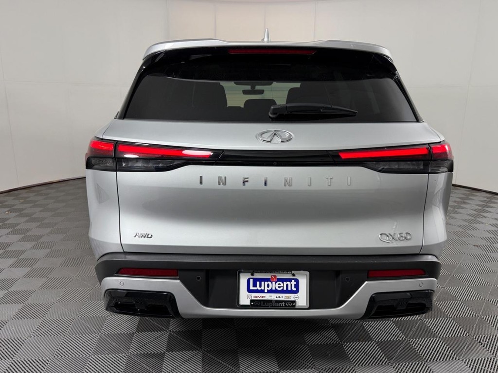 INFINITI QX60 Vehicle Full-screen Gallery Image 04