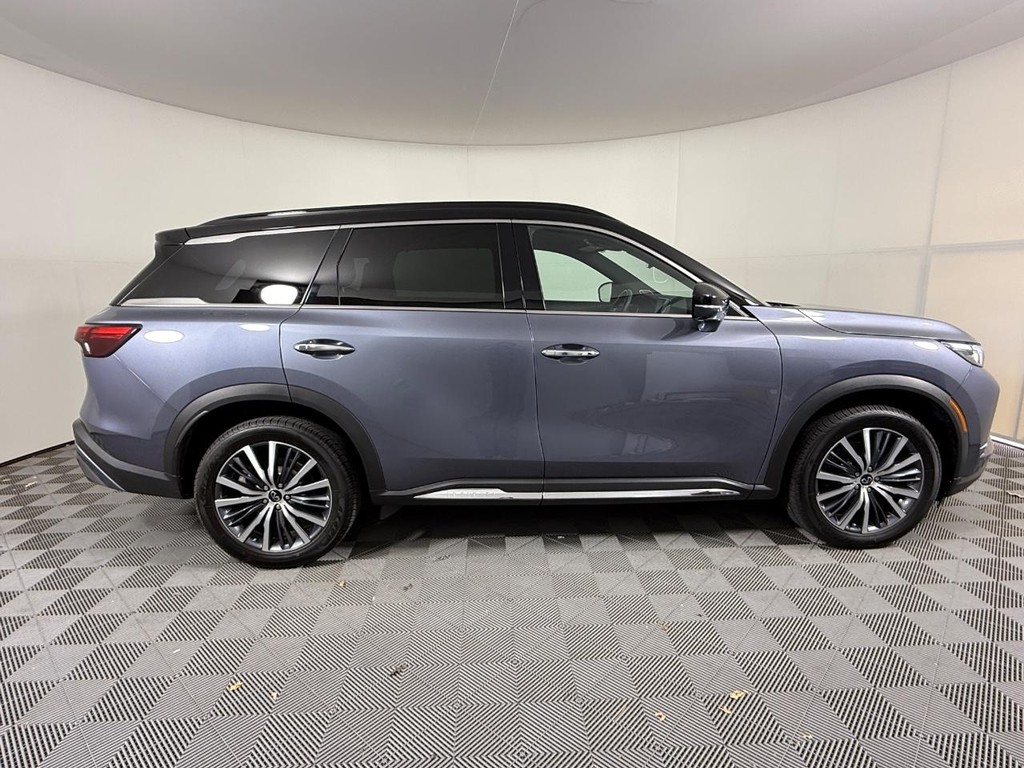 INFINITI QX60 Vehicle Full-screen Gallery Image 02