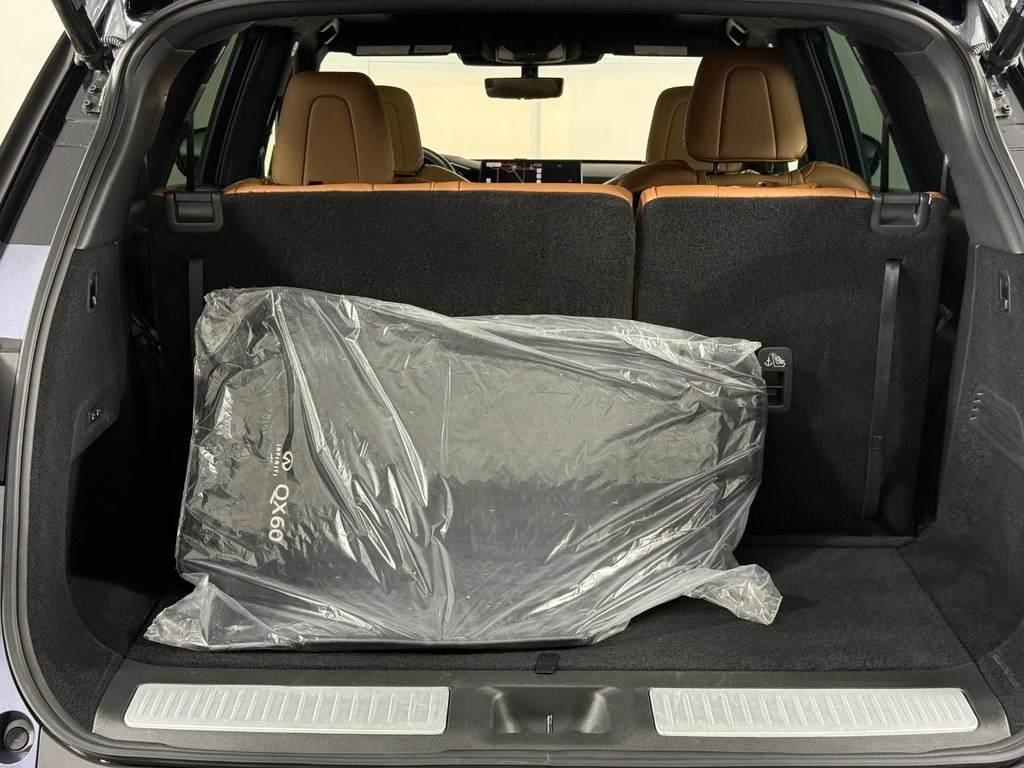 INFINITI QX60 Vehicle Full-screen Gallery Image 07