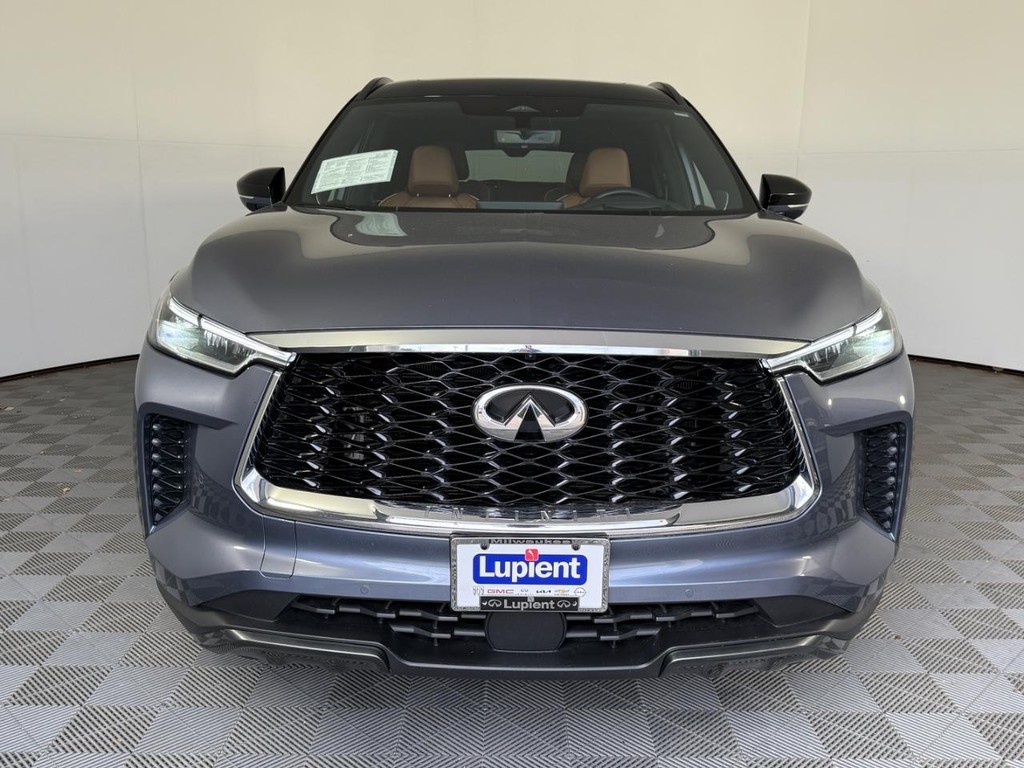 INFINITI QX60 Vehicle Full-screen Gallery Image 10