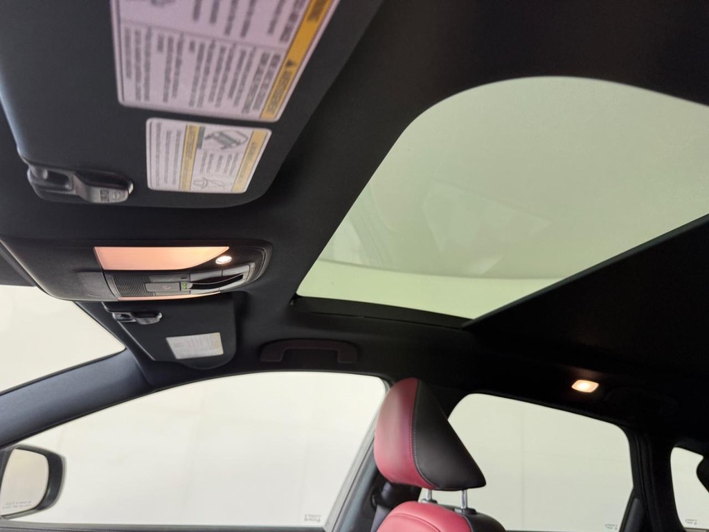 INFINITI QX50 Vehicle Full-screen Gallery Image 13