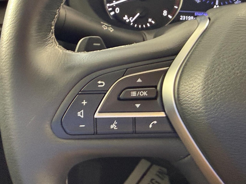 INFINITI QX50 Vehicle Full-screen Gallery Image 18
