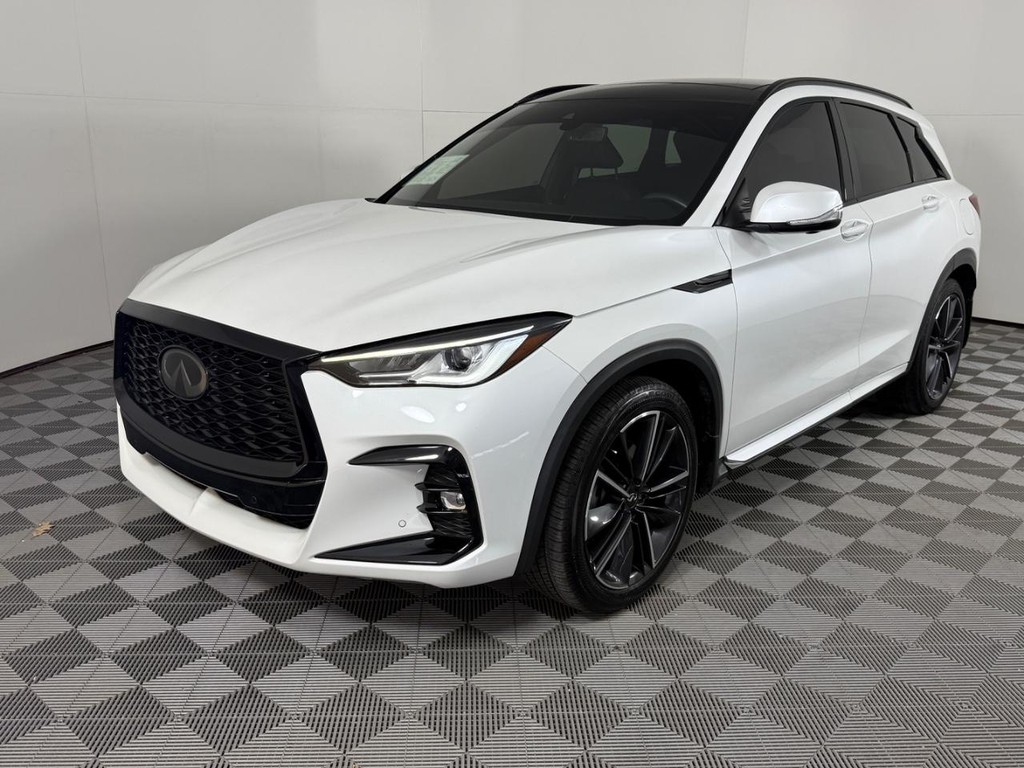 INFINITI QX50 Vehicle Full-screen Gallery Image 08