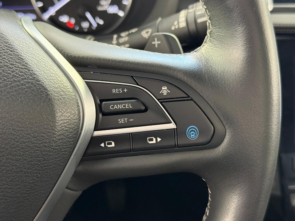 INFINITI QX50 Vehicle Full-screen Gallery Image 19