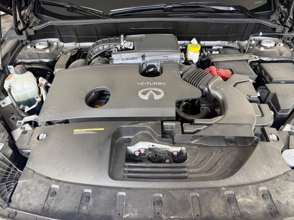 INFINITI QX50 Vehicle Full-screen Gallery Image 11